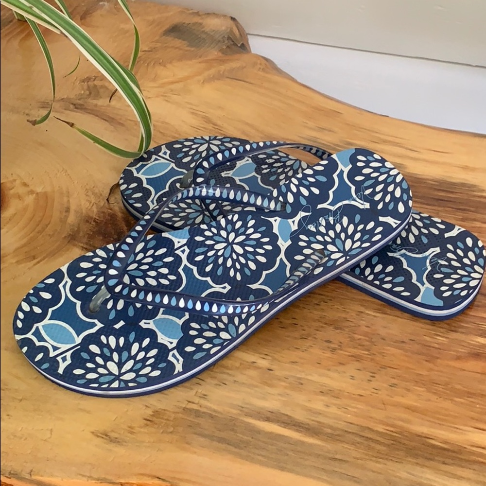 Vera Bradley Flip Flops sz 9/10